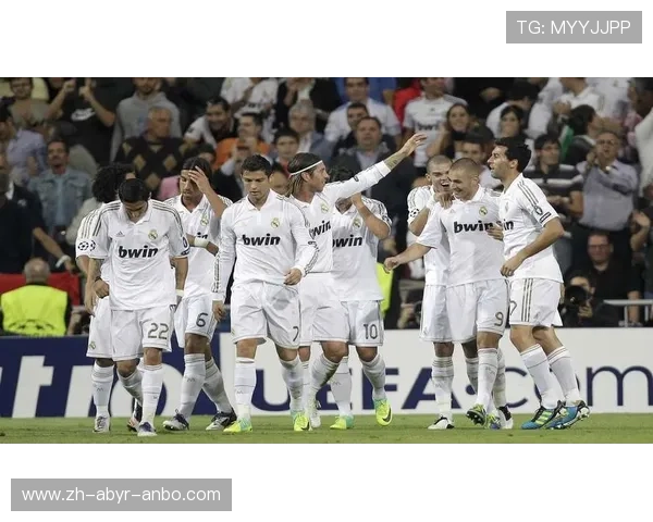 盘点经典欧冠决赛时刻 王者对决的永恒记忆