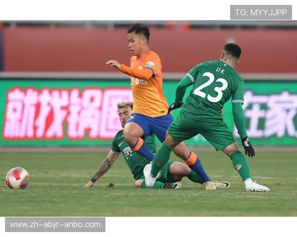 如何通过网络或电视观看山东鲁能的中超比赛直播